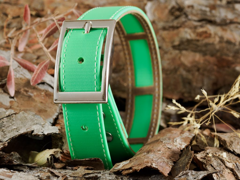 ark9: Collar verde