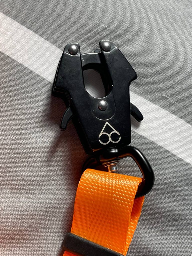 ark9: Correa de seguridad para coche